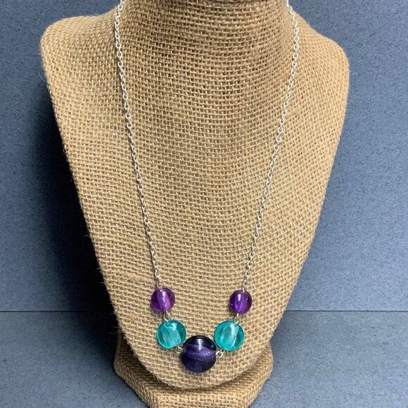 Vintage Jewelry - Glass Bead Necklace 18 In Purple Turquoise Silver Chain Retro Vintage Elegant